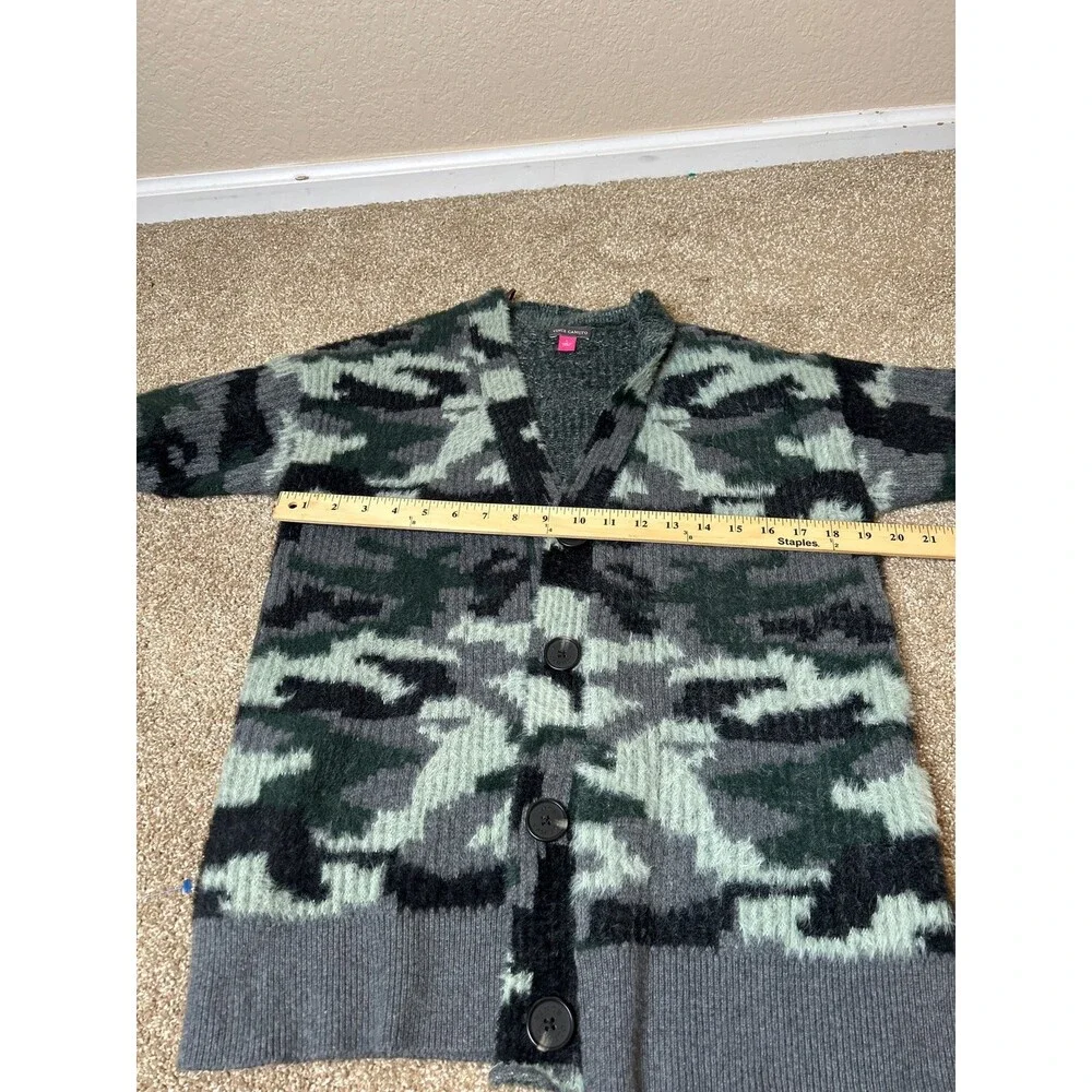 Vince Camuto cardigan sweater camo print eyelash button up V-neck SOFT SZ LG - Picture 8 of 9